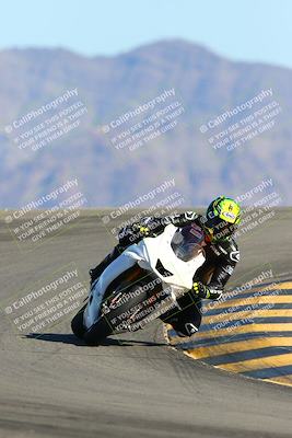 media/Feb-13-2022-SoCal Trackdays (Sun) [[c9210d39ca]]/Turn 12 (1pm)/